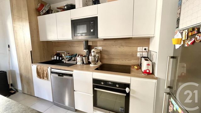 Appartement F4 à vendre - 4 pièces - 69.74 m2 - VILLEURBANNE - 69 - RHONE-ALPES - Century 21 Villa Urbana
