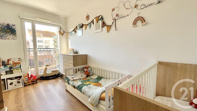 Appartement F4 à vendre - 4 pièces - 69.74 m2 - VILLEURBANNE - 69 - RHONE-ALPES - Century 21 Villa Urbana