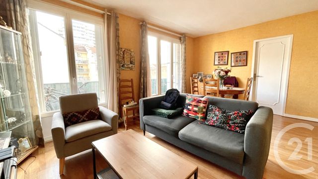 Appartement F4 à vendre - 4 pièces - 75.79 m2 - VILLEURBANNE - 69 - RHONE-ALPES - Century 21 Villa Urbana
