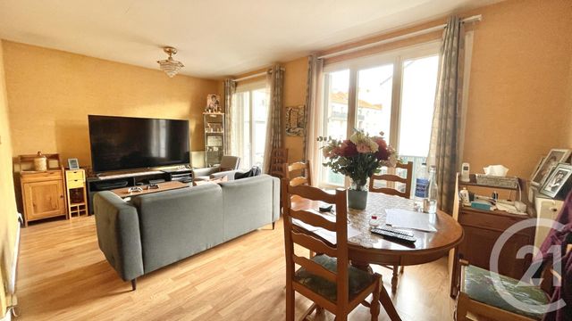 Appartement F4 à vendre - 4 pièces - 75.79 m2 - VILLEURBANNE - 69 - RHONE-ALPES - Century 21 Villa Urbana