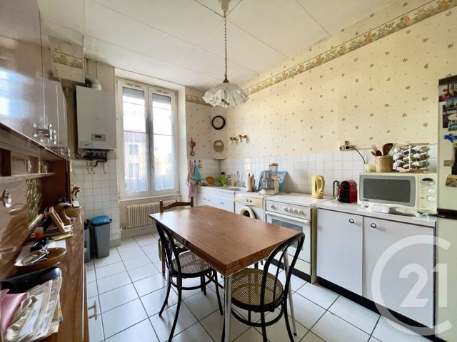 Appartement T3 à vendre - 3 pièces - 78.42 m2 - VILLEURBANNE - 69 - RHONE-ALPES - Century 21 Villa Urbana