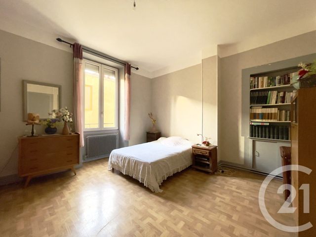 Appartement T3 à vendre - 3 pièces - 78.42 m2 - VILLEURBANNE - 69 - RHONE-ALPES - Century 21 Villa Urbana