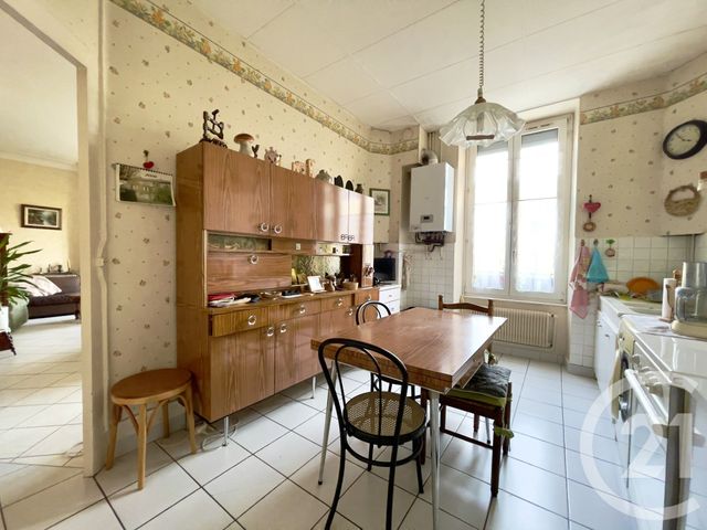 Appartement T3 à vendre - 3 pièces - 78.42 m2 - VILLEURBANNE - 69 - RHONE-ALPES - Century 21 Villa Urbana