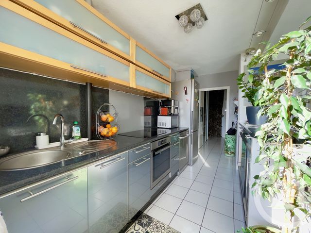 Appartement T4 à vendre - 4 pièces - 68.7 m2 - VILLEURBANNE - 69 - RHONE-ALPES - Century 21 Villa Urbana