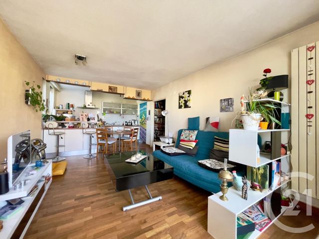 Appartement F3 à vendre - 3 pièces - 61.13 m2 - VILLEURBANNE - 69 - RHONE-ALPES - Century 21 Villa Urbana