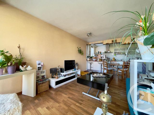 Appartement F3 à vendre - 3 pièces - 61.13 m2 - VILLEURBANNE - 69 - RHONE-ALPES - Century 21 Villa Urbana