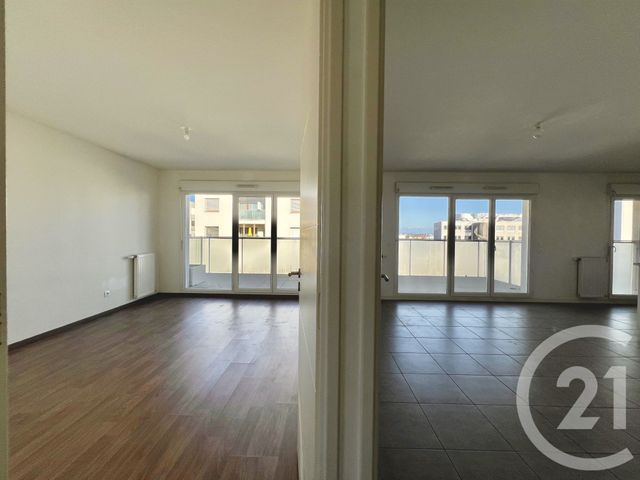 Appartement T3 à vendre - 3 pièces - 63.0 m2 - VILLEURBANNE - 69 - RHONE-ALPES - Century 21 Villa Urbana