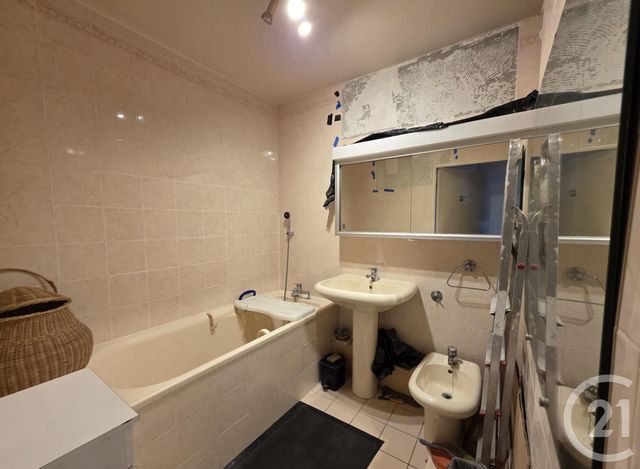 Appartement F4 à vendre - 4 pièces - 99.0 m2 - VILLEURBANNE - 69 - RHONE-ALPES - Century 21 Villa Urbana