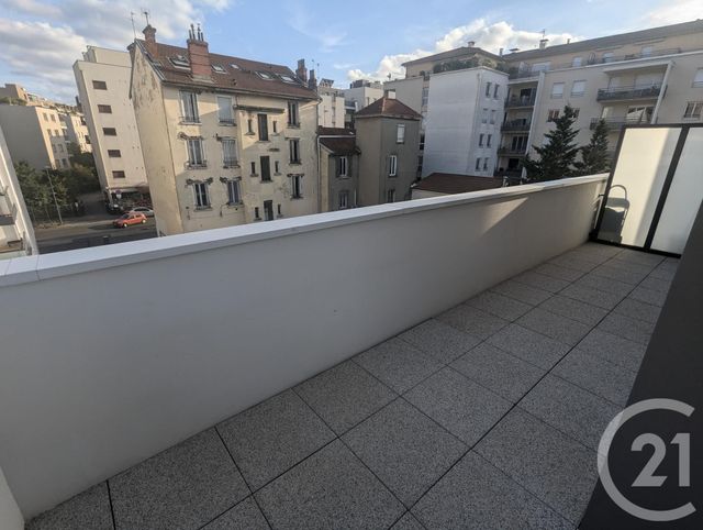 Appartement F2 à vendre - 2 pièces - 41.71 m2 - VILLEURBANNE - 69 - RHONE-ALPES - Century 21 Villa Urbana