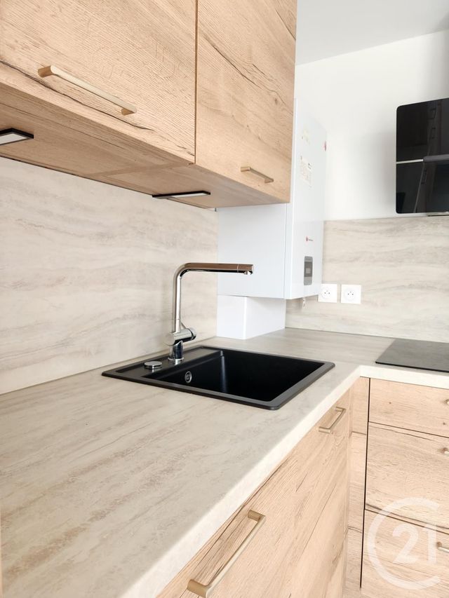 Appartement F2 à vendre - 2 pièces - 41.71 m2 - VILLEURBANNE - 69 - RHONE-ALPES - Century 21 Villa Urbana