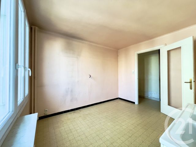 Appartement T3 à vendre - 3 pièces - 69.83 m2 - VILLEURBANNE - 69 - RHONE-ALPES - Century 21 Villa Urbana