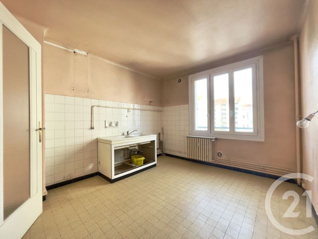 Appartement T3 à vendre - 3 pièces - 69.83 m2 - VILLEURBANNE - 69 - RHONE-ALPES - Century 21 Villa Urbana