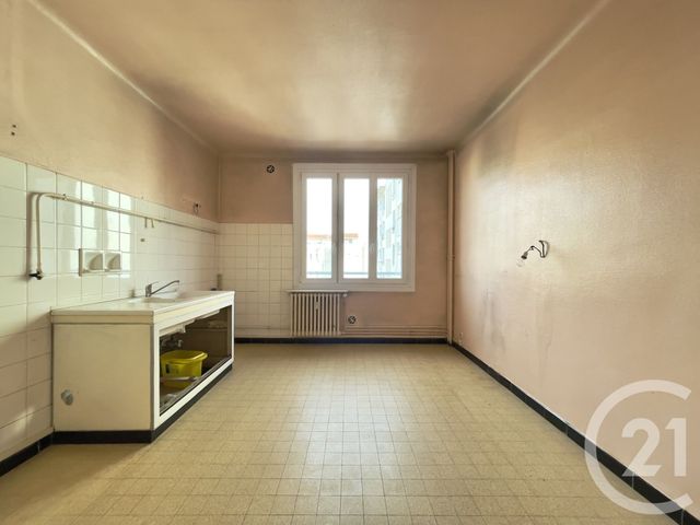Appartement T3 à vendre - 3 pièces - 69.83 m2 - VILLEURBANNE - 69 - RHONE-ALPES - Century 21 Villa Urbana