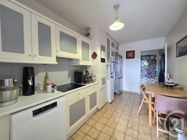 Appartement F4 à vendre - 4 pièces - 84.05 m2 - VILLEURBANNE - 69 - RHONE-ALPES - Century 21 Villa Urbana