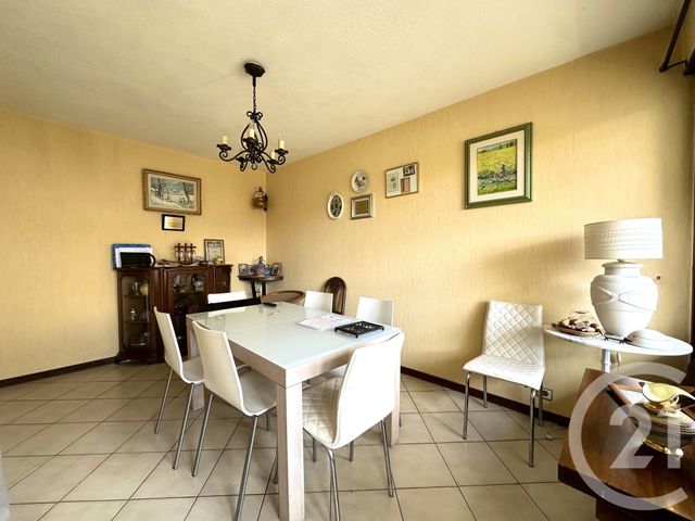Appartement T3 à vendre - 3 pièces - 74.05 m2 - VILLEURBANNE - 69 - RHONE-ALPES - Century 21 Villa Urbana