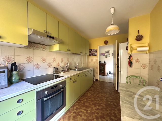 Appartement T3 à vendre - 3 pièces - 74.05 m2 - VILLEURBANNE - 69 - RHONE-ALPES - Century 21 Villa Urbana