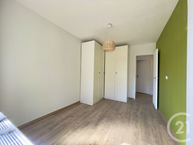 Appartement T3 à vendre - 3 pièces - 64.01 m2 - VILLEURBANNE - 69 - RHONE-ALPES - Century 21 Villa Urbana