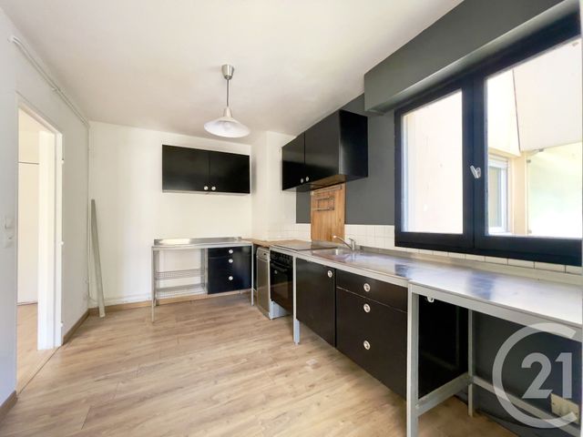 Appartement T3 à vendre - 3 pièces - 64.01 m2 - VILLEURBANNE - 69 - RHONE-ALPES - Century 21 Villa Urbana