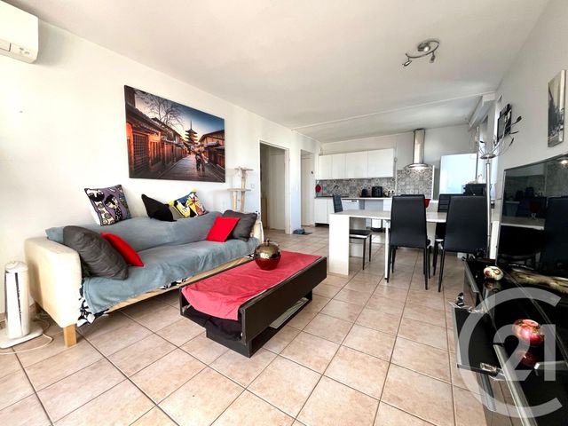 Appartement T3 à vendre - 3 pièces - 61.0 m2 - VILLEURBANNE - 69 - RHONE-ALPES - Century 21 Villa Urbana