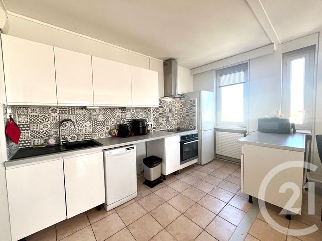 Appartement T3 à vendre - 3 pièces - 61.0 m2 - VILLEURBANNE - 69 - RHONE-ALPES - Century 21 Villa Urbana