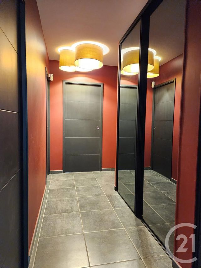 Appartement F3 à vendre - 4 pièces - 82.0 m2 - VILLEURBANNE - 69 - RHONE-ALPES - Century 21 Villa Urbana