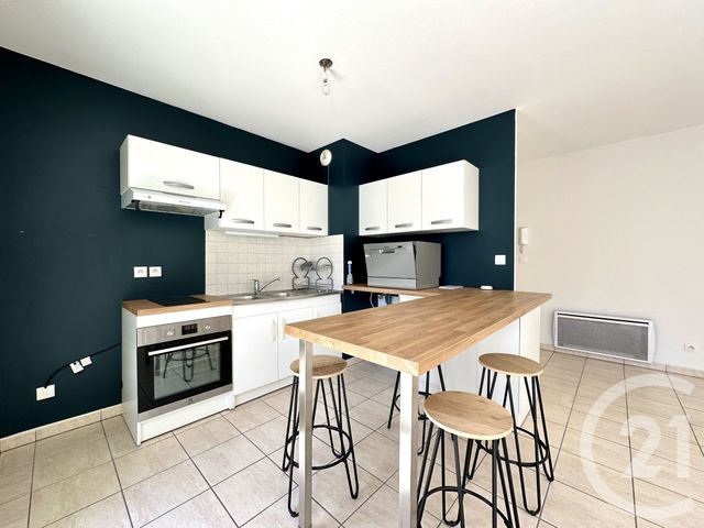 Appartement T2 à vendre - 2 pièces - 47.0 m2 - VILLEURBANNE - 69 - RHONE-ALPES - Century 21 Villa Urbana