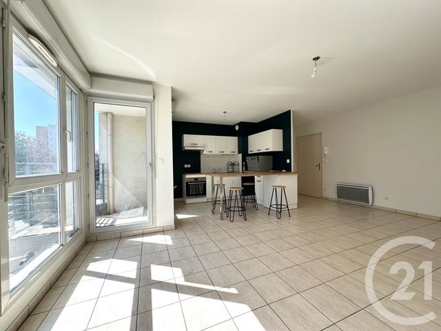 Appartement T2 à vendre - 2 pièces - 47.0 m2 - VILLEURBANNE - 69 - RHONE-ALPES - Century 21 Villa Urbana