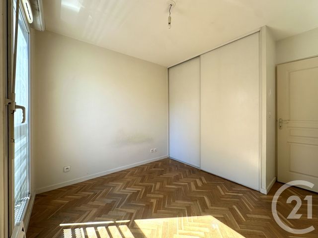 Appartement T2 à vendre - 2 pièces - 47.0 m2 - VILLEURBANNE - 69 - RHONE-ALPES - Century 21 Villa Urbana