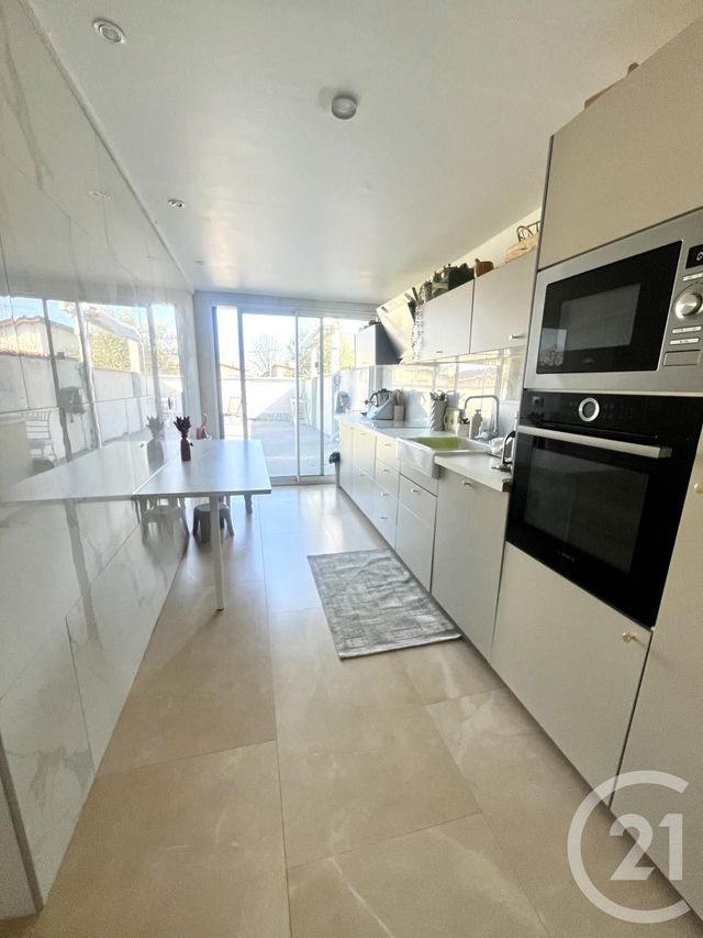 maison à vendre - 5 pièces - 90.0 m2 - VENISSIEUX - 69 - RHONE-ALPES - Century 21 Villa Urbana