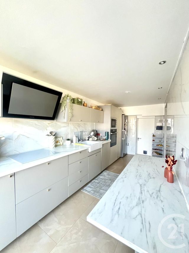 maison à vendre - 5 pièces - 90.0 m2 - VENISSIEUX - 69 - RHONE-ALPES - Century 21 Villa Urbana