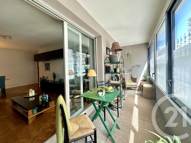 Appartement T3 à vendre - 3 pièces - 80.79 m2 - VILLEURBANNE - 69 - RHONE-ALPES - Century 21 Villa Urbana
