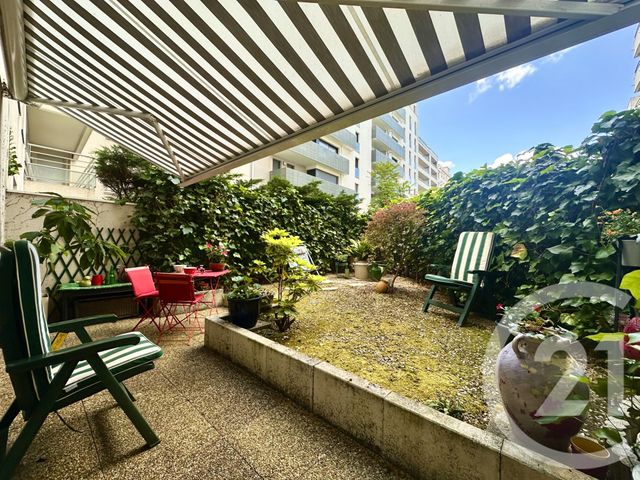 Appartement T3 à vendre - 3 pièces - 80.79 m2 - VILLEURBANNE - 69 - RHONE-ALPES - Century 21 Villa Urbana
