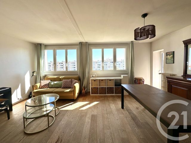 Appartement T4 à vendre - 4 pièces - 64.0 m2 - VILLEURBANNE - 69 - RHONE-ALPES - Century 21 Villa Urbana