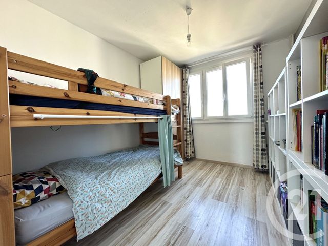 Appartement T4 à vendre - 4 pièces - 64.0 m2 - VILLEURBANNE - 69 - RHONE-ALPES - Century 21 Villa Urbana