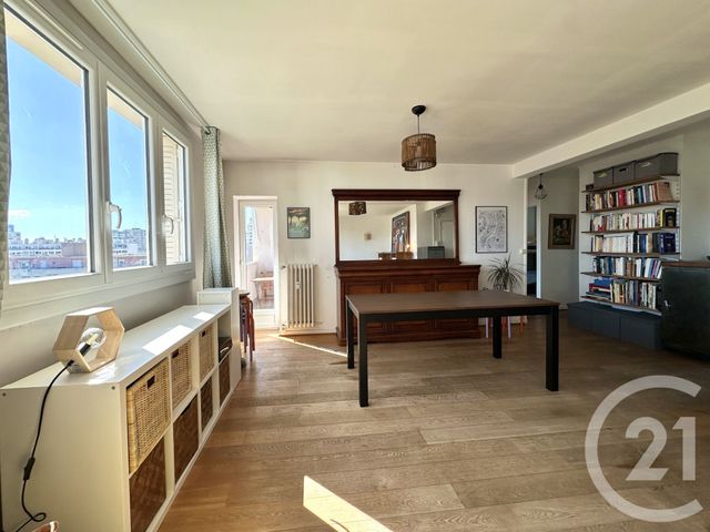 Appartement T4 à vendre - 4 pièces - 64.0 m2 - VILLEURBANNE - 69 - RHONE-ALPES - Century 21 Villa Urbana