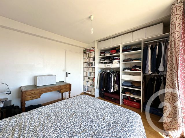 Appartement T4 à vendre - 4 pièces - 64.0 m2 - VILLEURBANNE - 69 - RHONE-ALPES - Century 21 Villa Urbana