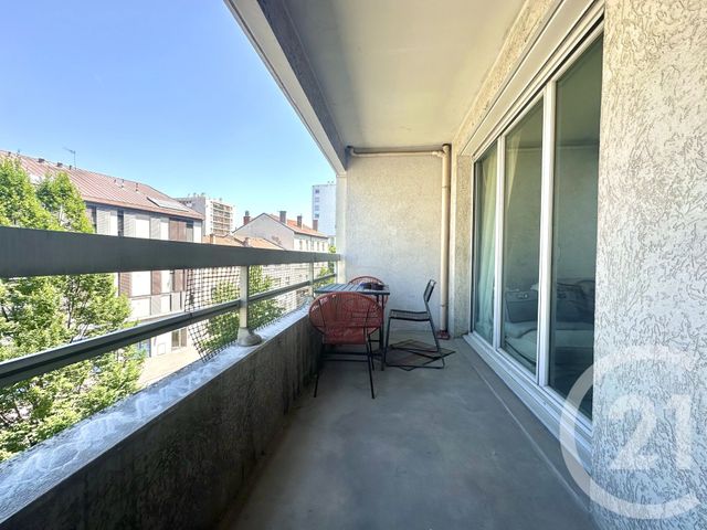 Appartement T2 à vendre - 2 pièces - 51.55 m2 - VILLEURBANNE - 69 - RHONE-ALPES - Century 21 Villa Urbana