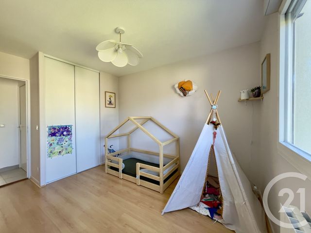 Appartement T4 à vendre - 4 pièces - 83.28 m2 - VILLEURBANNE - 69 - RHONE-ALPES - Century 21 Villa Urbana