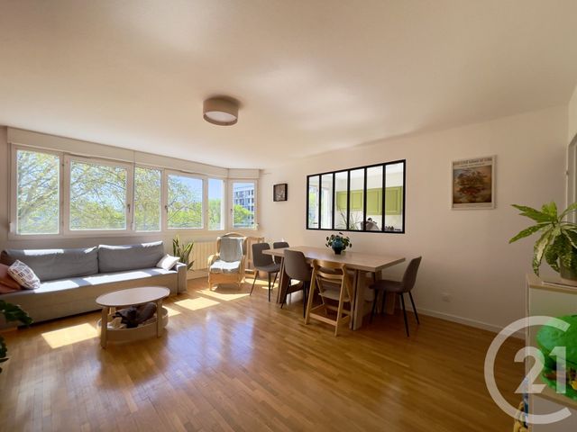 Appartement T4 à vendre - 4 pièces - 83.28 m2 - VILLEURBANNE - 69 - RHONE-ALPES - Century 21 Villa Urbana