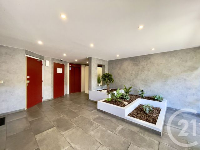 Appartement T4 à vendre - 4 pièces - 83.28 m2 - VILLEURBANNE - 69 - RHONE-ALPES - Century 21 Villa Urbana