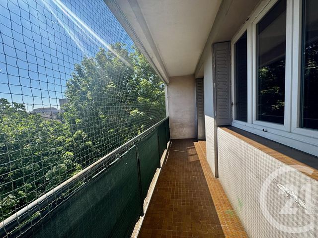 Appartement F5 à vendre - 5 pièces - 81.0 m2 - VILLEURBANNE - 69 - RHONE-ALPES - Century 21 Villa Urbana