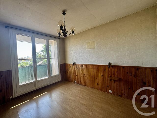 Appartement F5 à vendre - 5 pièces - 81.0 m2 - VILLEURBANNE - 69 - RHONE-ALPES - Century 21 Villa Urbana