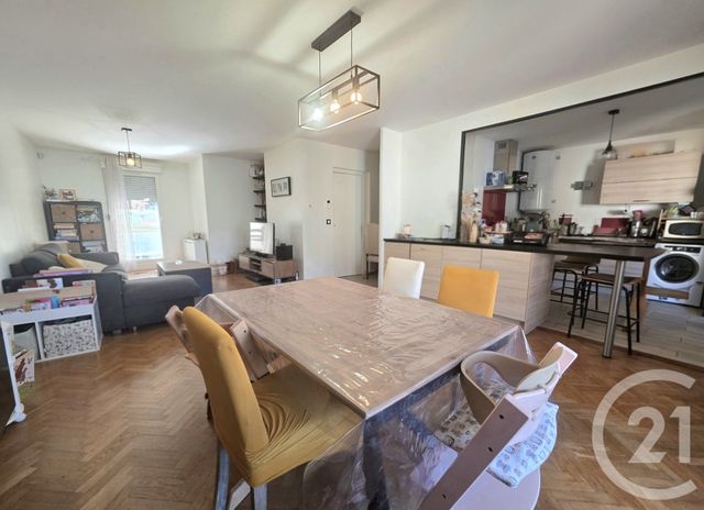 Appartement F4 à vendre - 4 pièces - 81.0 m2 - VILLEURBANNE - 69 - RHONE-ALPES - Century 21 Villa Urbana