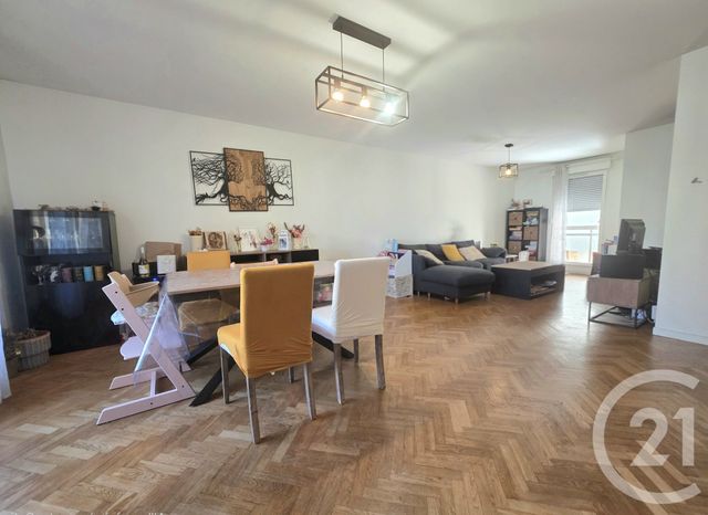 Appartement F4 à vendre - 4 pièces - 81.0 m2 - VILLEURBANNE - 69 - RHONE-ALPES - Century 21 Villa Urbana