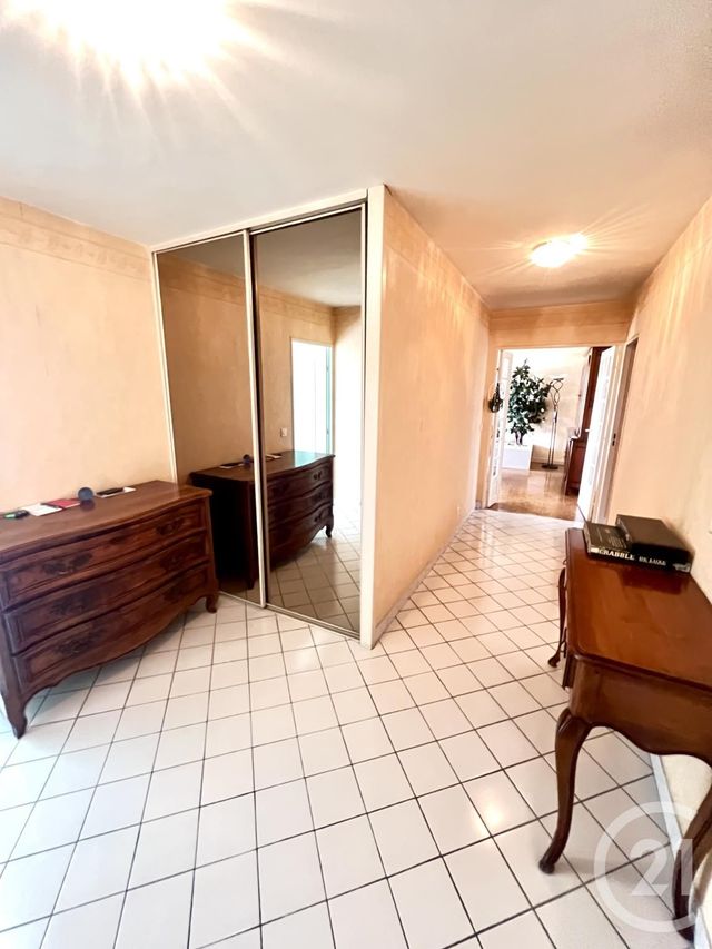 Appartement F4 à vendre - 4 pièces - 98.0 m2 - VILLEURBANNE - 69 - RHONE-ALPES - Century 21 Villa Urbana