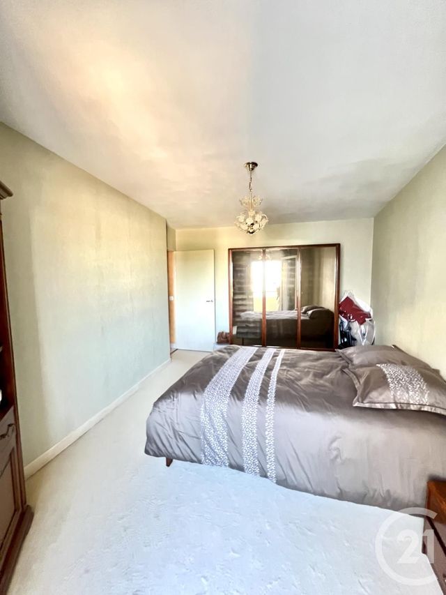 Appartement F4 à vendre - 4 pièces - 98.0 m2 - VILLEURBANNE - 69 - RHONE-ALPES - Century 21 Villa Urbana