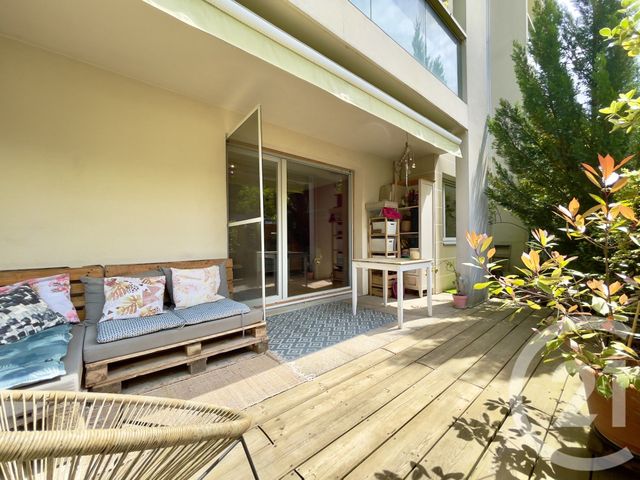 Appartement T3 à vendre - 3 pièces - 60.3 m2 - VILLEURBANNE - 69 - RHONE-ALPES - Century 21 Villa Urbana