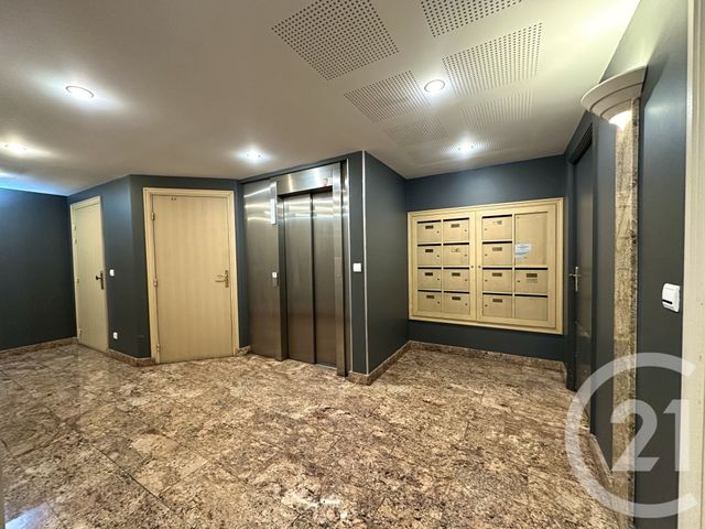 Appartement T3 à vendre - 3 pièces - 63.09 m2 - VILLEURBANNE - 69 - RHONE-ALPES - Century 21 Villa Urbana