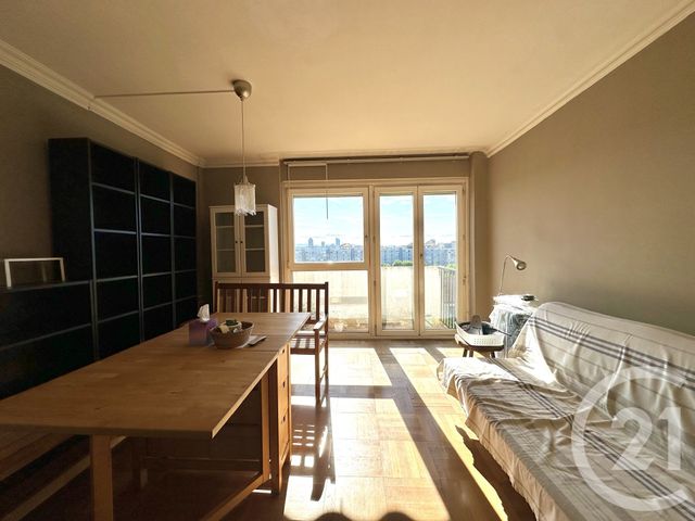 Appartement T3 à vendre - 3 pièces - 55.57 m2 - VILLEURBANNE - 69 - RHONE-ALPES - Century 21 Villa Urbana