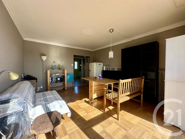 Appartement T3 à vendre - 3 pièces - 55.57 m2 - VILLEURBANNE - 69 - RHONE-ALPES - Century 21 Villa Urbana